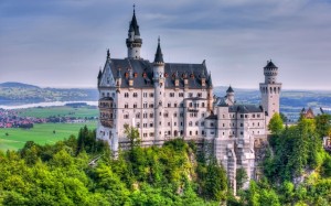 neuschwanstein_castle_germany_trees_59143_3840x2400